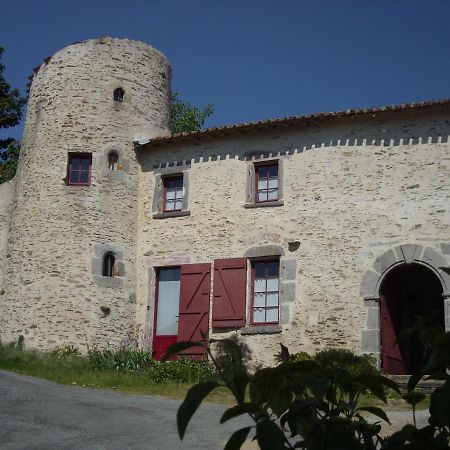 La Tour Des Laudes Bed & Breakfast Breuil-Barret Exterior foto