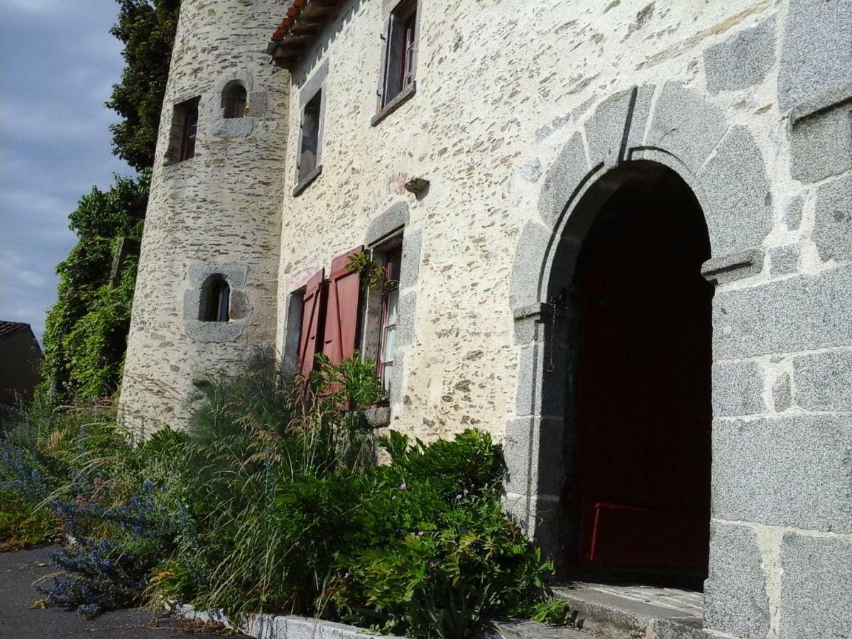 La Tour Des Laudes Bed & Breakfast Breuil-Barret Exterior foto
