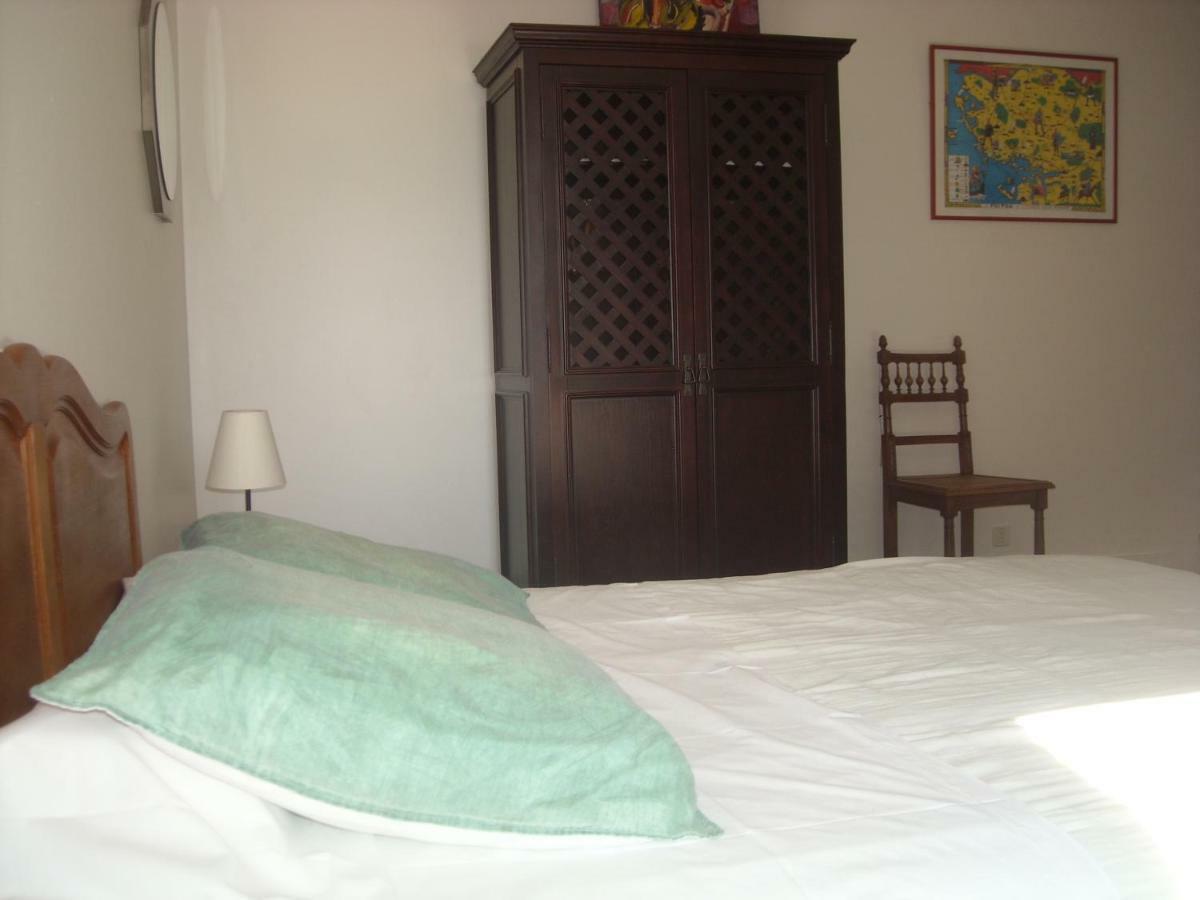 La Tour Des Laudes Bed & Breakfast Breuil-Barret Exterior foto